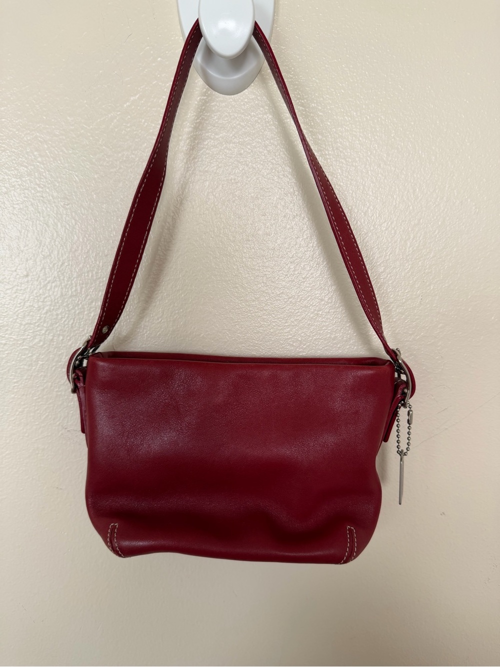 COACH Vintage Y2K Red Leather Shoulder Bag Silver Hardware Adjustable Stra